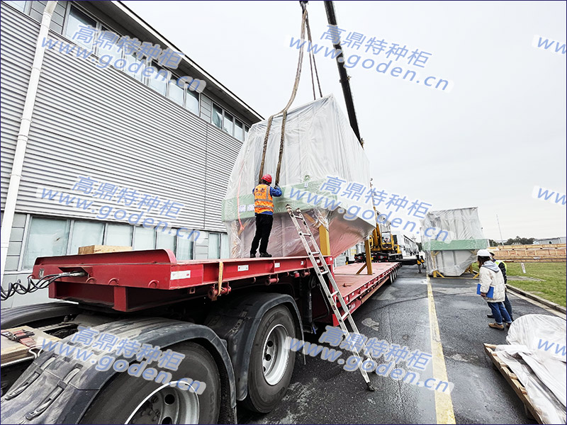 特种柜上海货代散杂货船运输1.jpg
